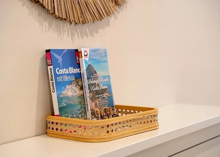 Barrio Gem Stylish 2Bedroom Oasis In Alicante